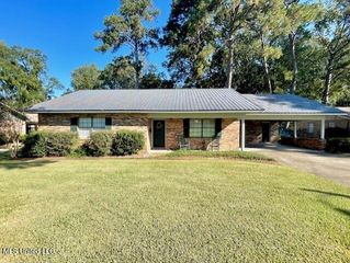 430 Crider Drive, Brookhaven, MS 39601