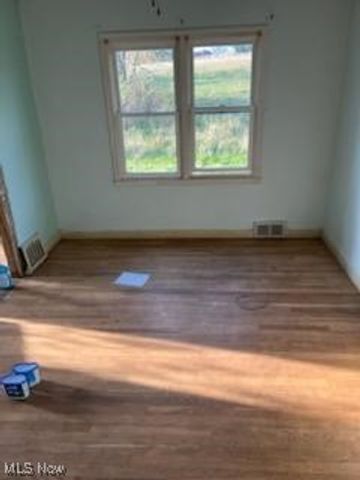 382 Township Highway 15, Rayland, OH 43943