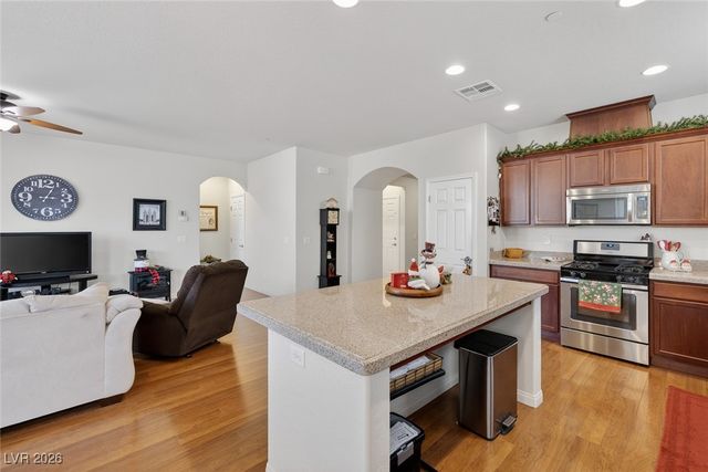 592 Via Fulvia, Henderson, NV 89011