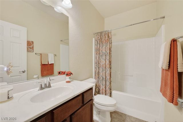 592 Via Fulvia, Henderson, NV 89011