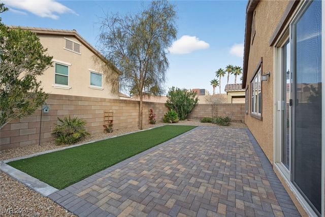 592 Via Fulvia, Henderson, NV 89011