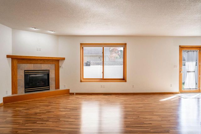 634 Meier LANE, Onalaska, WI 54650