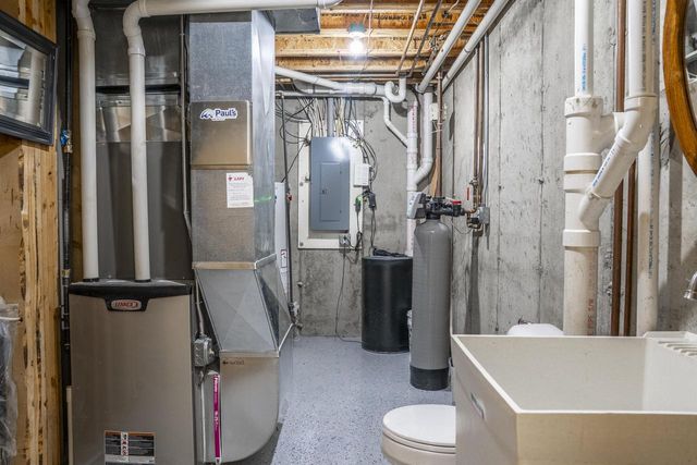 634 Meier LANE, Onalaska, WI 54650