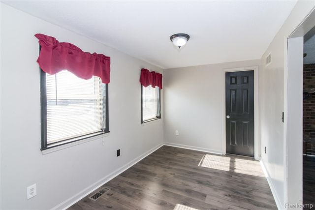 22448 Armstrong Avenue, Brownstown Charter Township, MI 48193