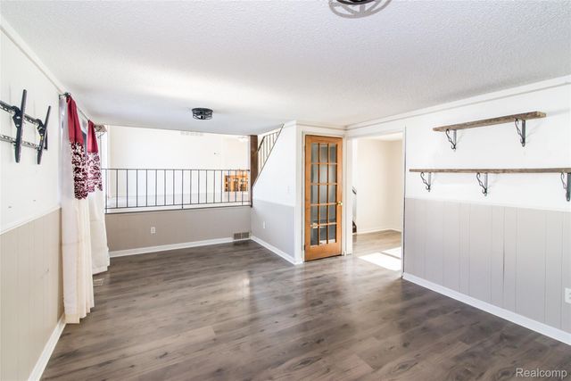 22448 Armstrong Avenue, Brownstown Charter Township, MI 48193