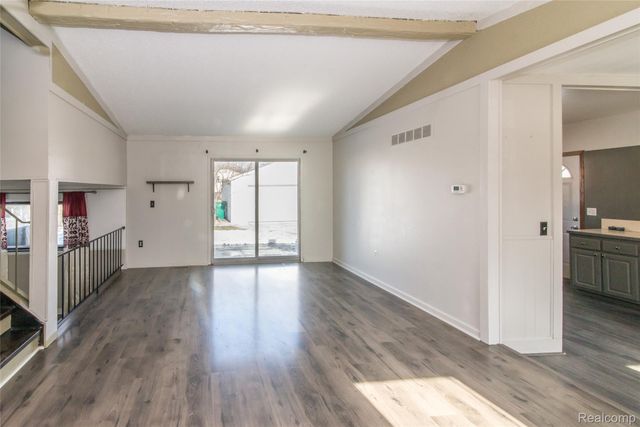 22448 Armstrong Avenue, Brownstown Charter Township, MI 48193