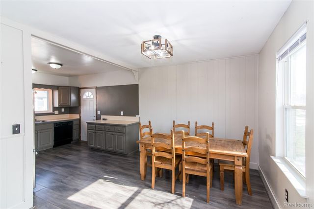 22448 Armstrong Avenue, Brownstown Charter Township, MI 48193