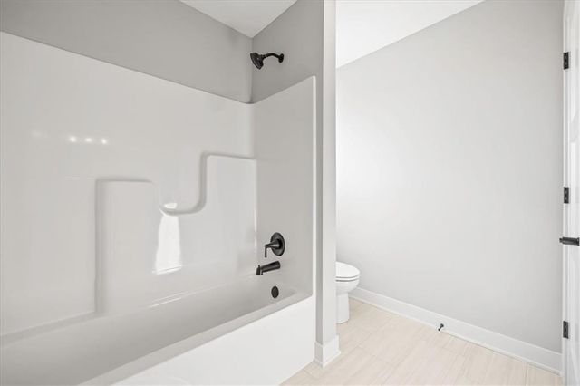 17183 S Laurelwood Street, Olathe, KS 66062