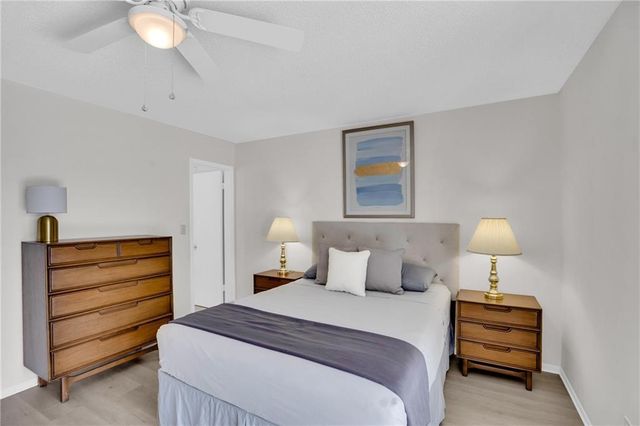 17 Vista Palm Lane 201, Vero Beach, FL 32962