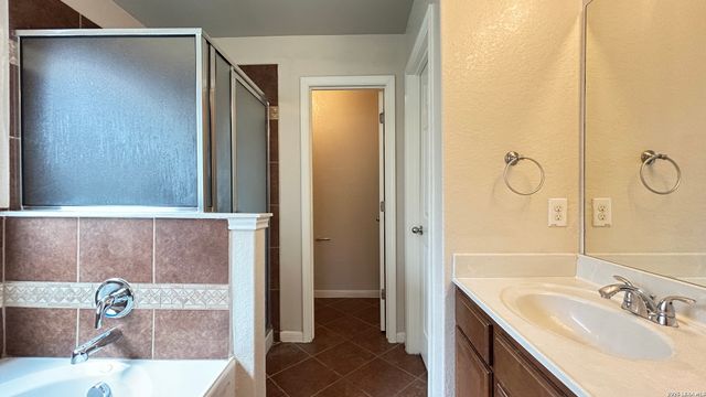9106 EVERTON, San Antonio, TX 78245