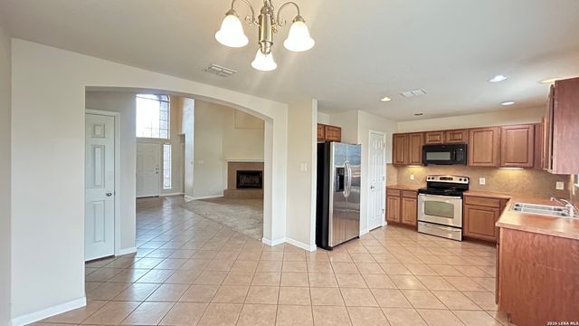 9106 EVERTON, San Antonio, TX 78245