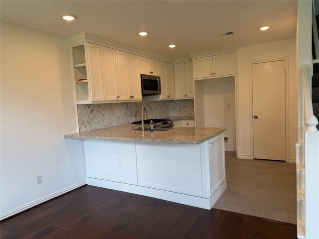 12431 Westwold Drive, Tomball, TX 77377