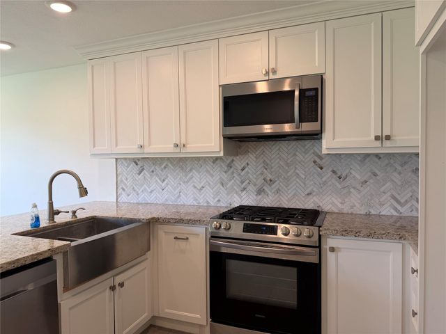 12431 Westwold Drive, Tomball, TX 77377