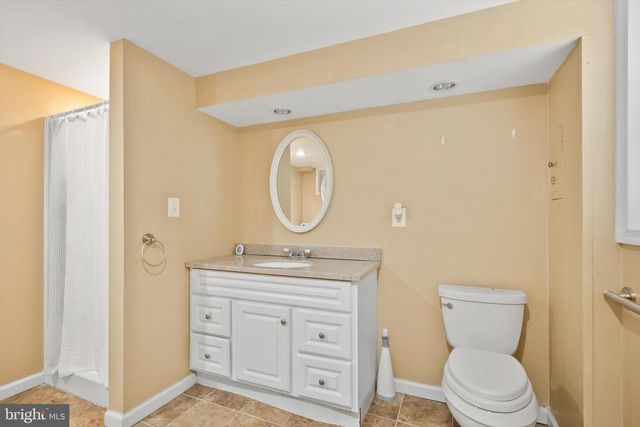 8411 IMPALLA DR, Manassas, VA 20110