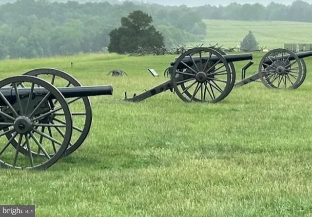 8411 IMPALLA DR, Manassas, VA 20110