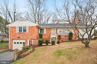 8411 IMPALLA DR, Manassas, VA 20110