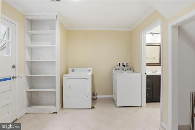 7416 SPORTSMAN DR, Falls Church, VA 22043