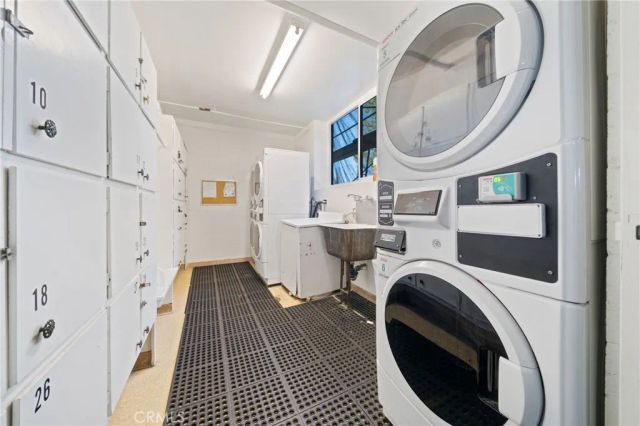 3665 E 1st 202, Long Beach, CA 90803