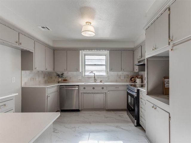 4520 NW 46th Street, Oklahoma City, OK 73122