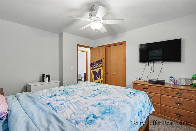 12253 Rich Street, Grand Haven, MI 49417
