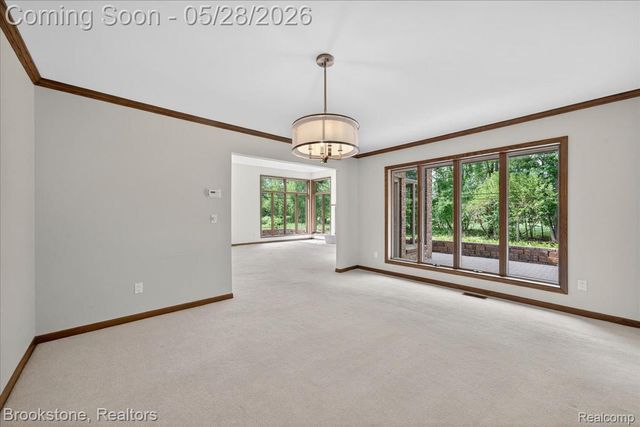 2610 Vanel Court, West Bloomfield Charter Township, MI 48324