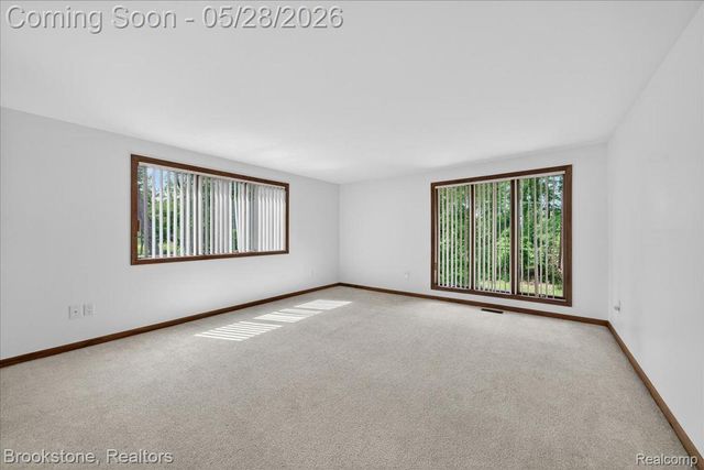 2610 Vanel Court, West Bloomfield Charter Township, MI 48324
