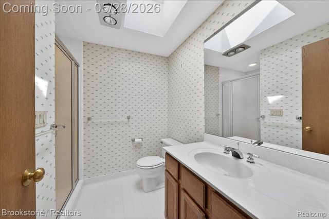 2610 Vanel Court, West Bloomfield Charter Township, MI 48324