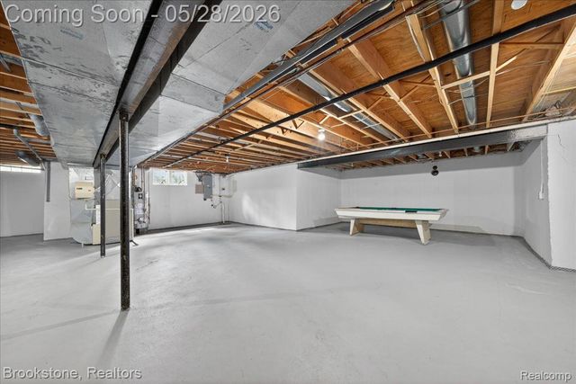 2610 Vanel Court, West Bloomfield Charter Township, MI 48324