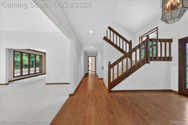 2610 Vanel Court, West Bloomfield Charter Township, MI 48324