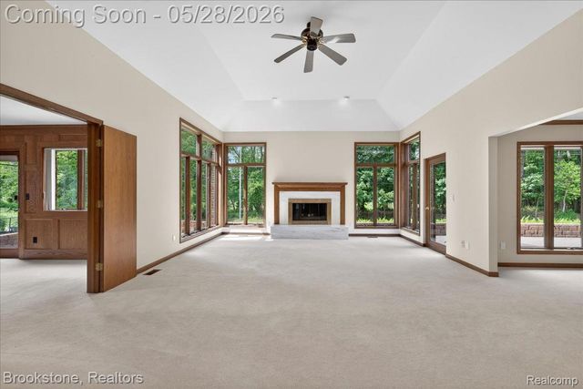 2610 Vanel Court, West Bloomfield Charter Township, MI 48324
