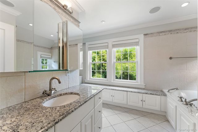 2 Dellwood Road, Bronxville, NY 10708