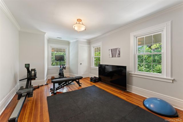 2 Dellwood Road, Bronxville, NY 10708
