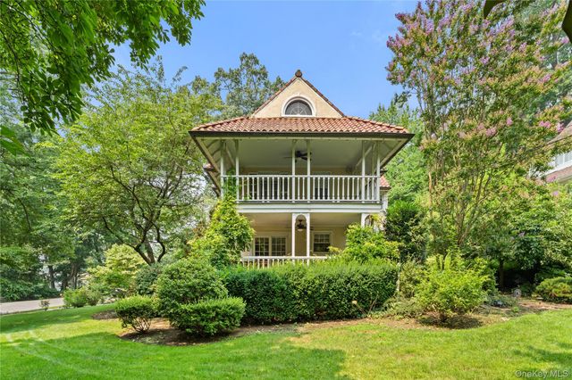 2 Dellwood Road, Bronxville, NY 10708