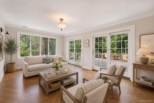2 Dellwood Road, Bronxville, NY 10708