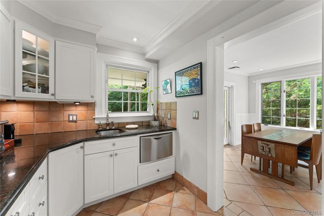 2 Dellwood Road, Bronxville, NY 10708