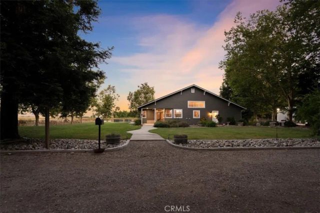 10975 Shasta Boulevard, Los Molinos, CA 96055
