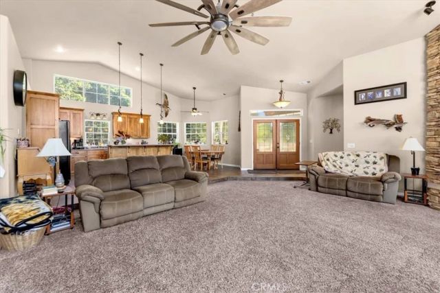 10975 Shasta Boulevard, Los Molinos, CA 96055