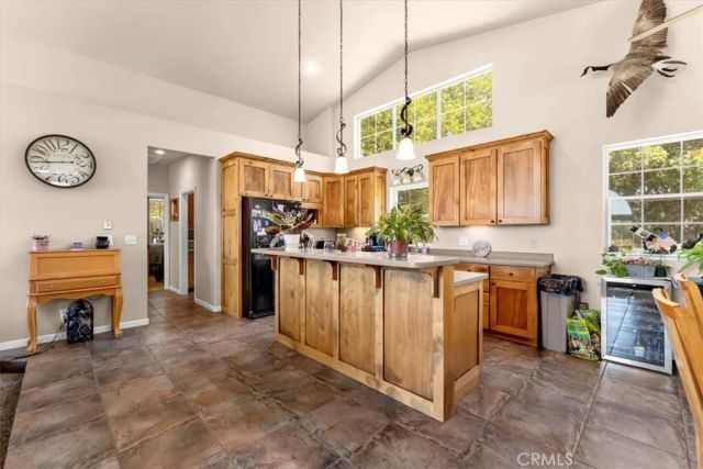 10975 Shasta Boulevard, Los Molinos, CA 96055