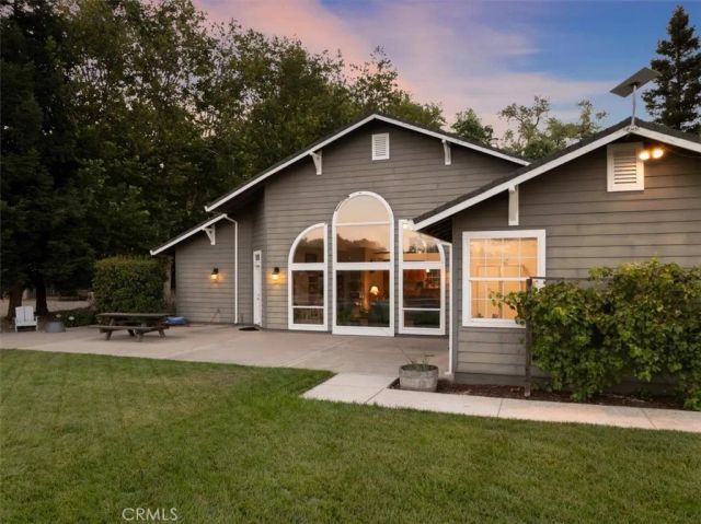 10975 Shasta Boulevard, Los Molinos, CA 96055
