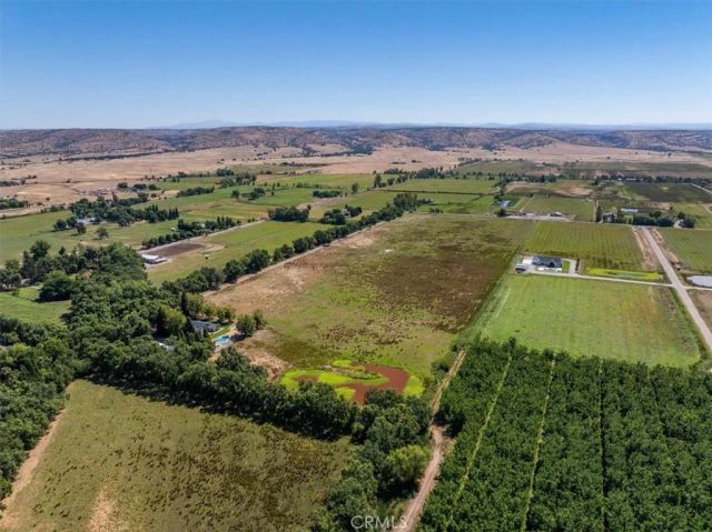 10975 Shasta Boulevard, Los Molinos, CA 96055