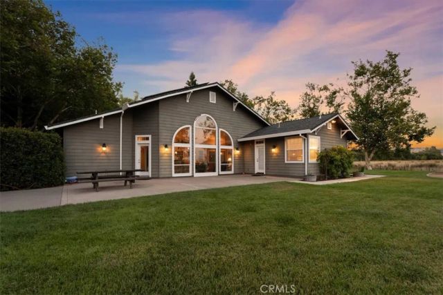 10975 Shasta Boulevard, Los Molinos, CA 96055