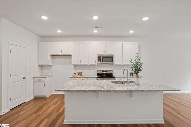 205 Spartina Court, Spartanburg, SC 29307