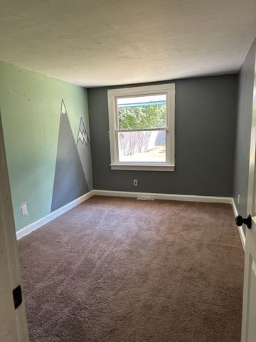 111 Wareham Lake Shore Dr, Wareham, MA 02571