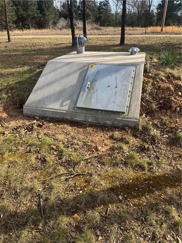 56514 607 Road, Kansas, OK 74347