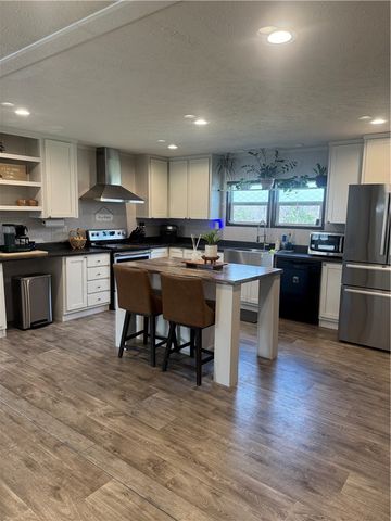 56514 607 Road, Kansas, OK 74347