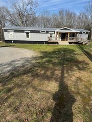 56514 607 Road, Kansas, OK 74347