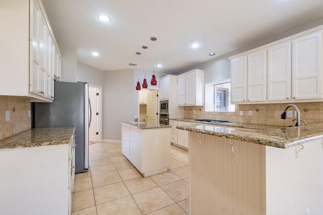 9202 Amanda DR, Austin, TX 78729
