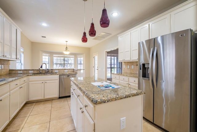 9202 Amanda DR, Austin, TX 78729