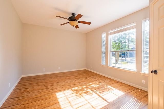 9202 Amanda DR, Austin, TX 78729