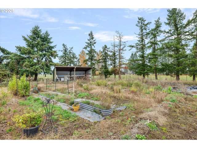 10667 HOVENDEN Ln, Woodburn, OR 97071